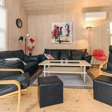 بيت للعطل 5 Star In Vaeggerlose Bøtø By